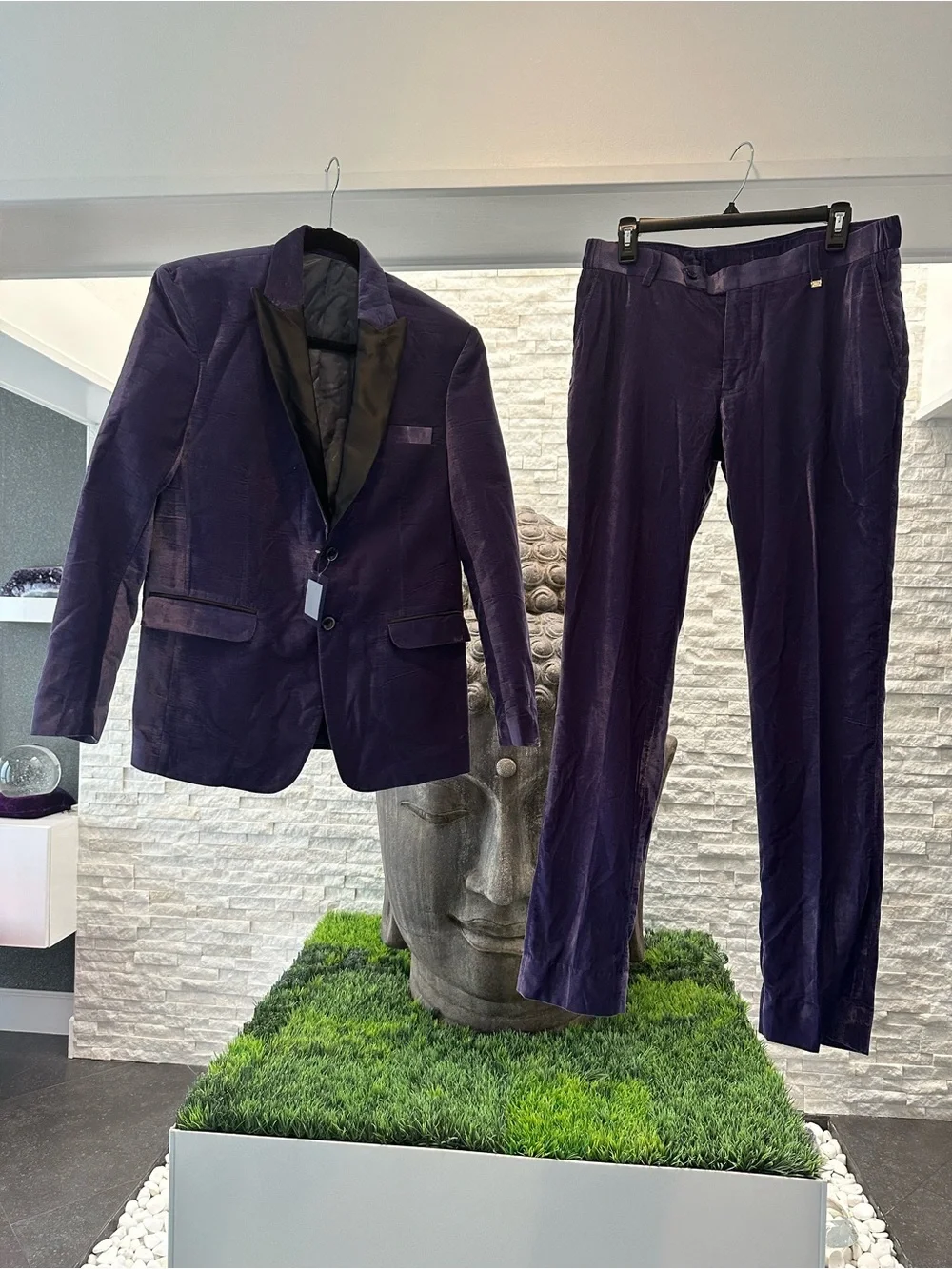 BNWT French Crown Men's Purple Velvet Tuxedo Black Satin jacket 38 pants 32
